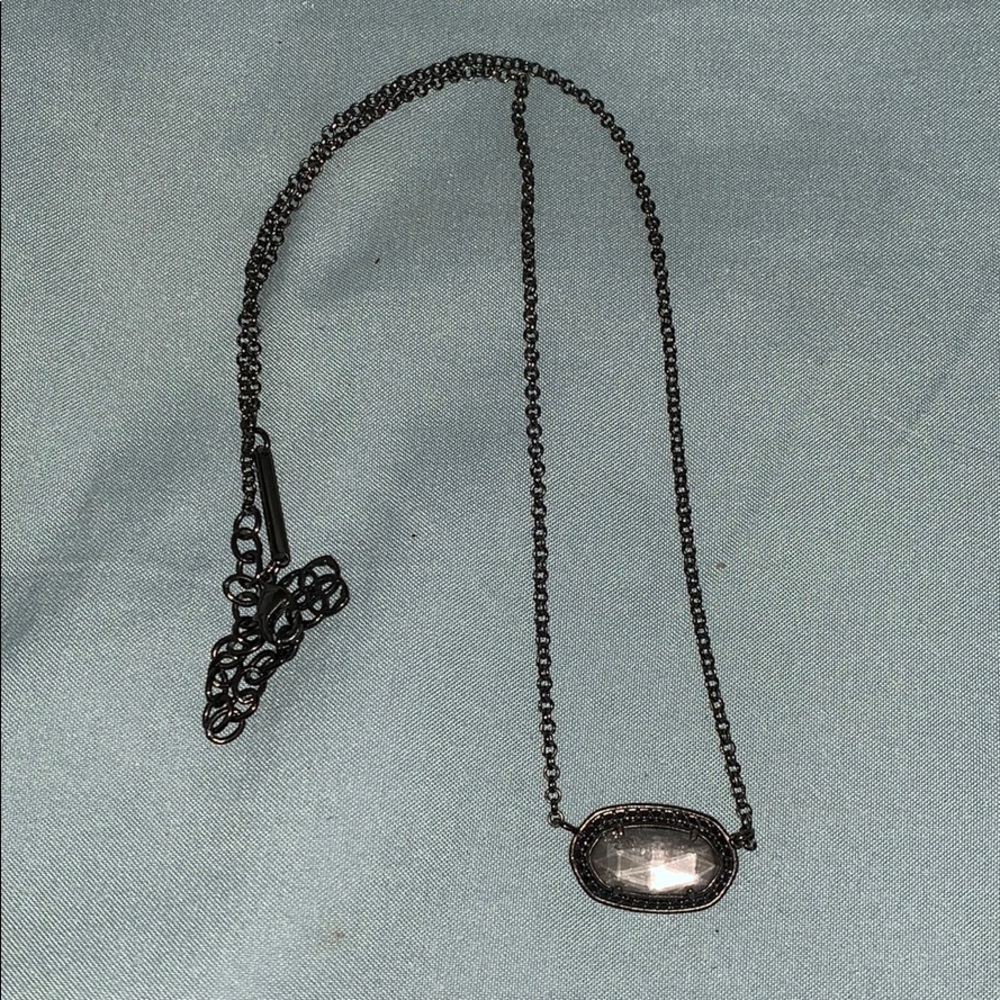 Black Kendra necklace